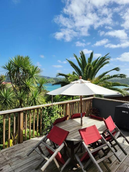 Orca Lodge Raglan Eksteriør bilde