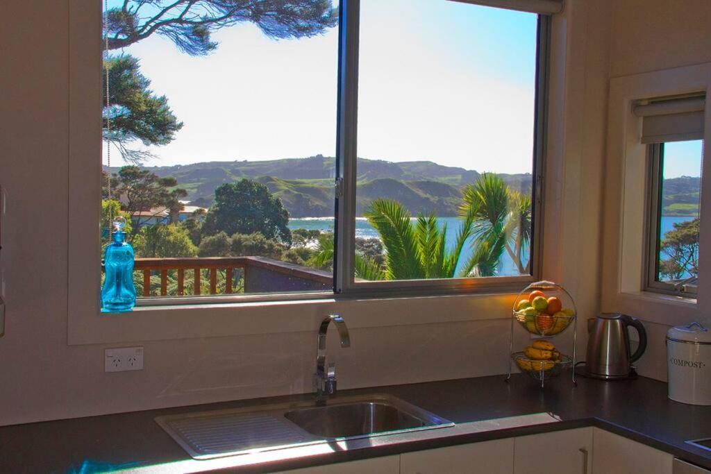 Orca Lodge Raglan Eksteriør bilde