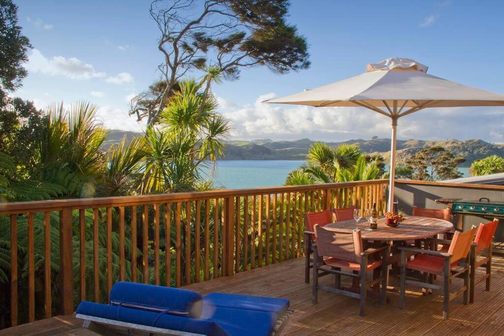 Orca Lodge Raglan Eksteriør bilde